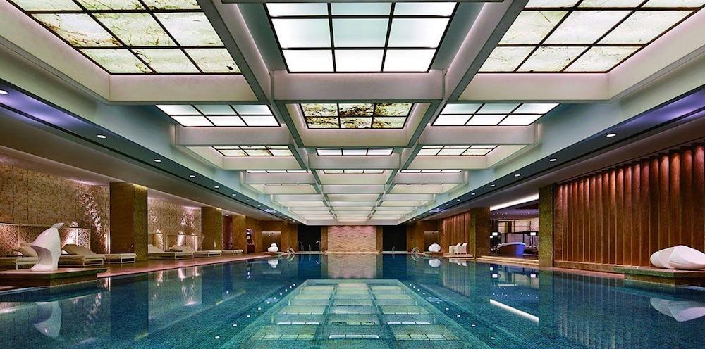 Mandarin Oriental Pudong, Shanghai Exterior photo