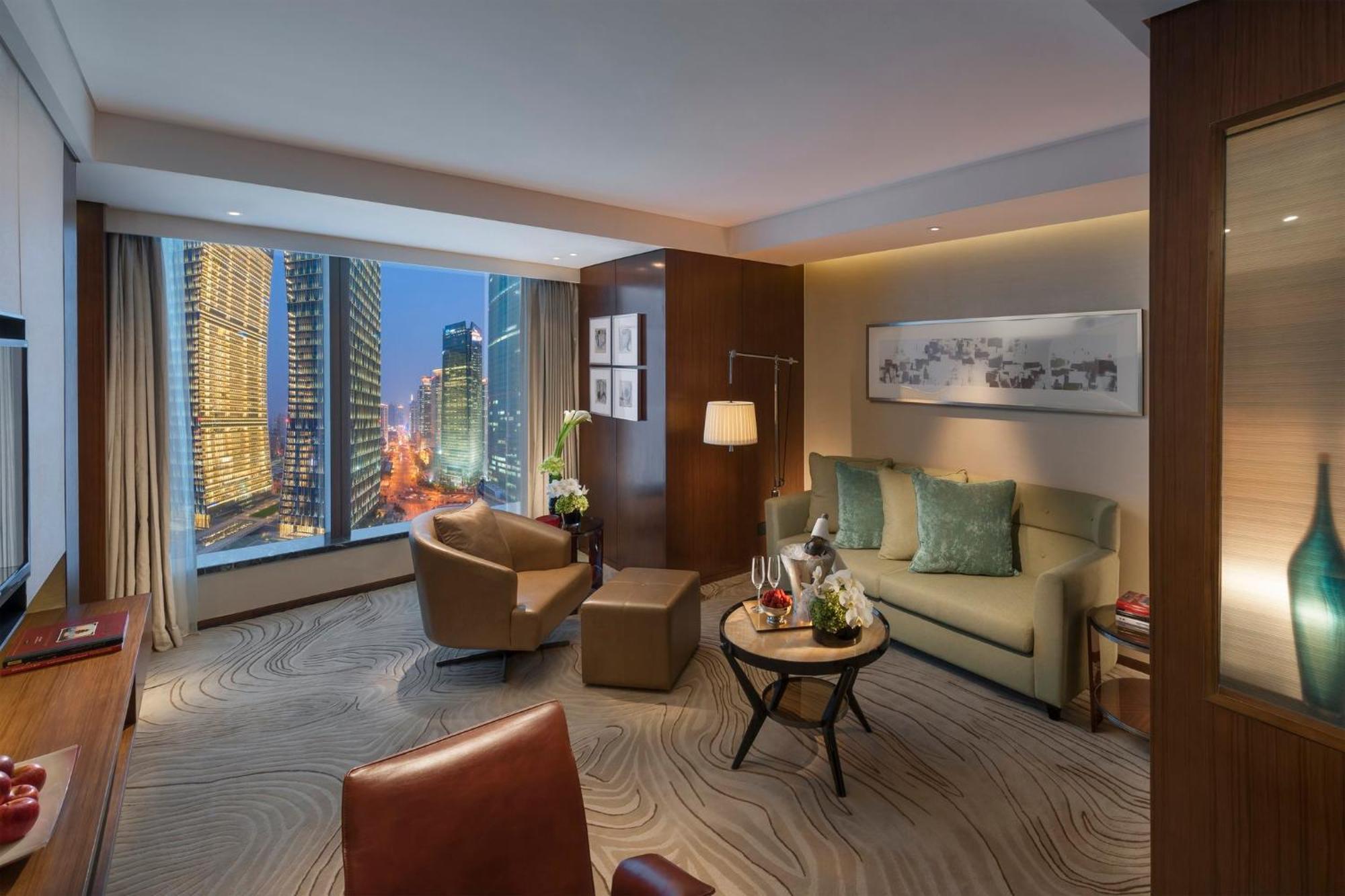 Mandarin Oriental Pudong, Shanghai Exterior photo