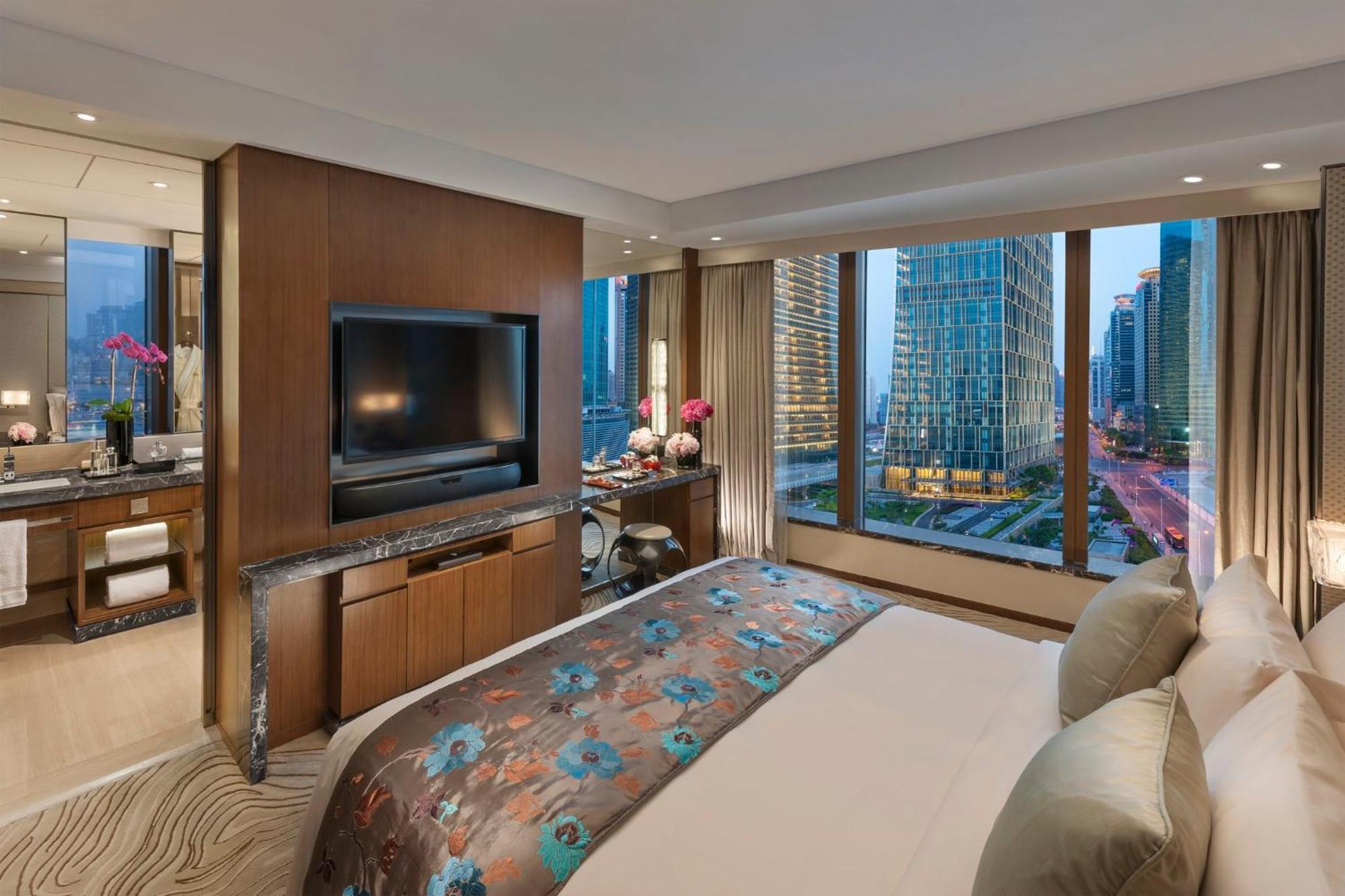 Mandarin Oriental Pudong, Shanghai Exterior photo