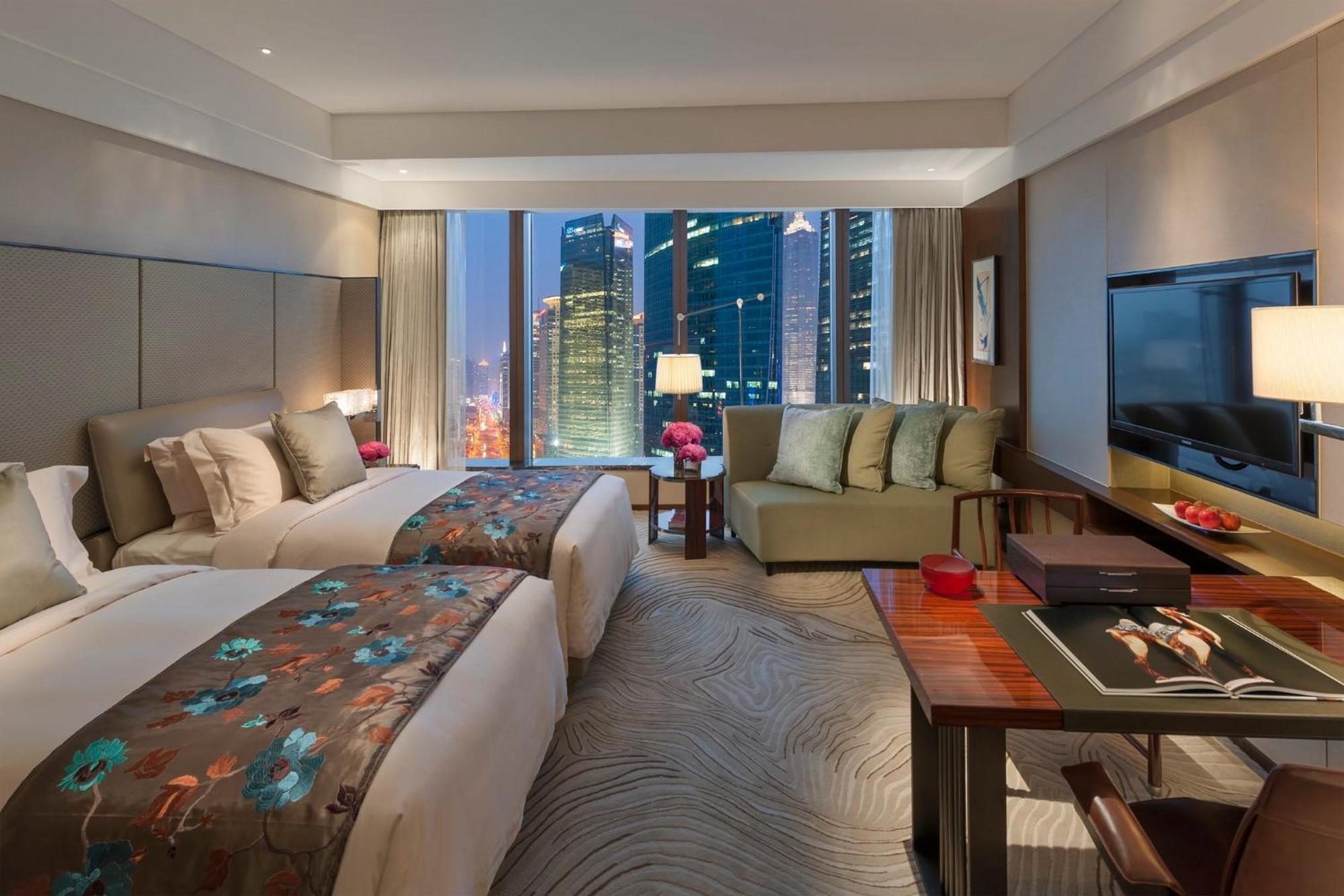 Mandarin Oriental Pudong, Shanghai Exterior photo