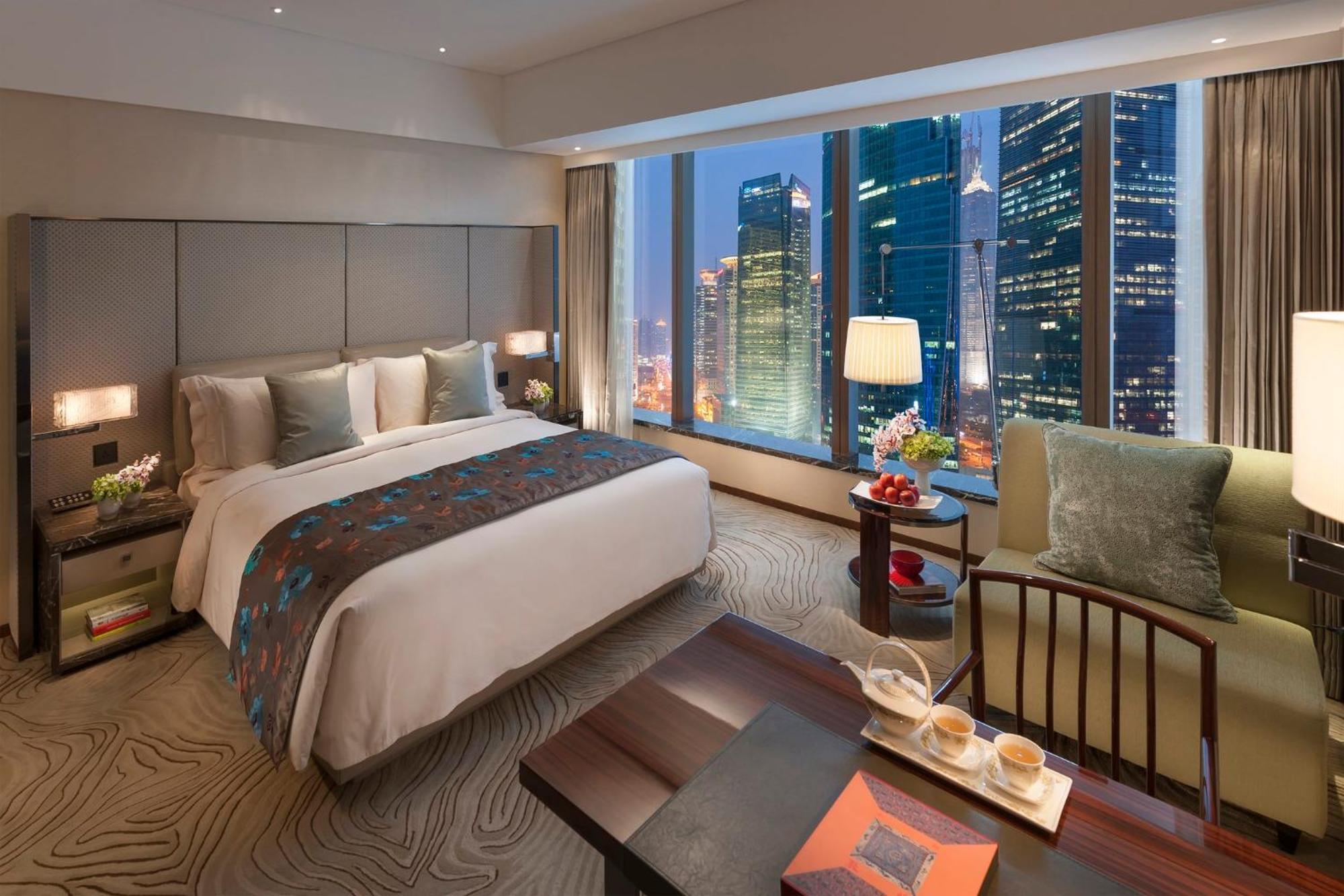 Mandarin Oriental Pudong, Shanghai Exterior photo