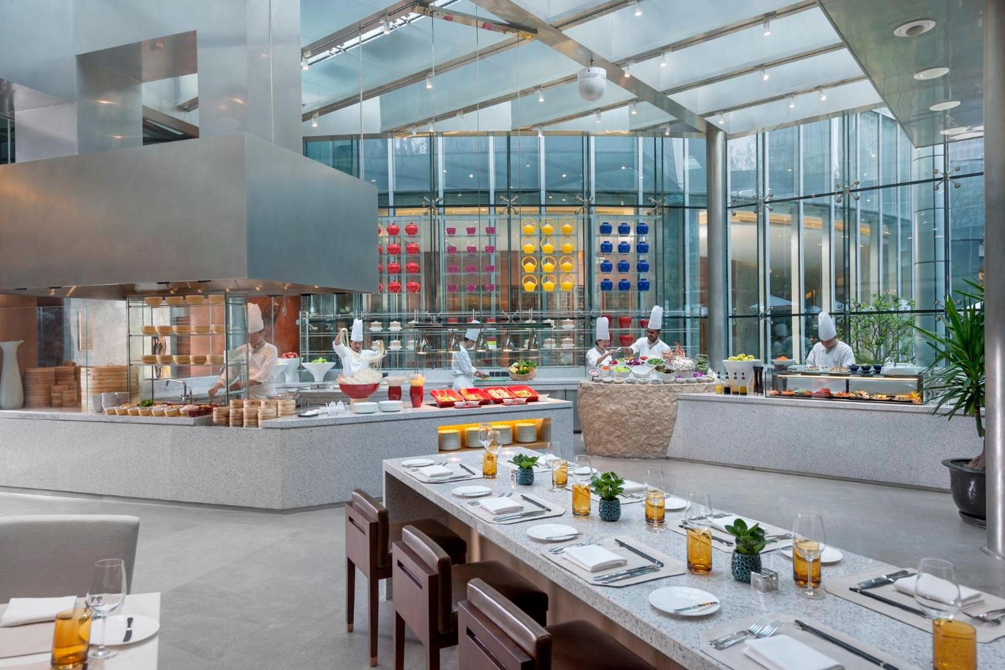 Mandarin Oriental Pudong, Shanghai Exterior photo