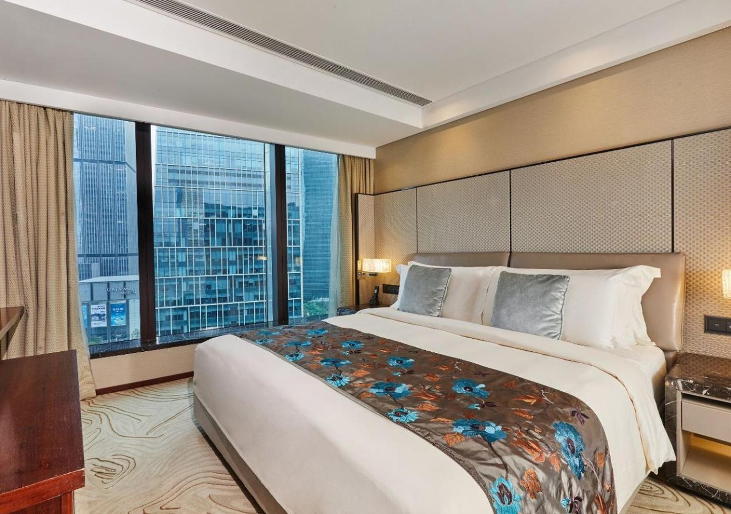 Mandarin Oriental Pudong, Shanghai Exterior photo