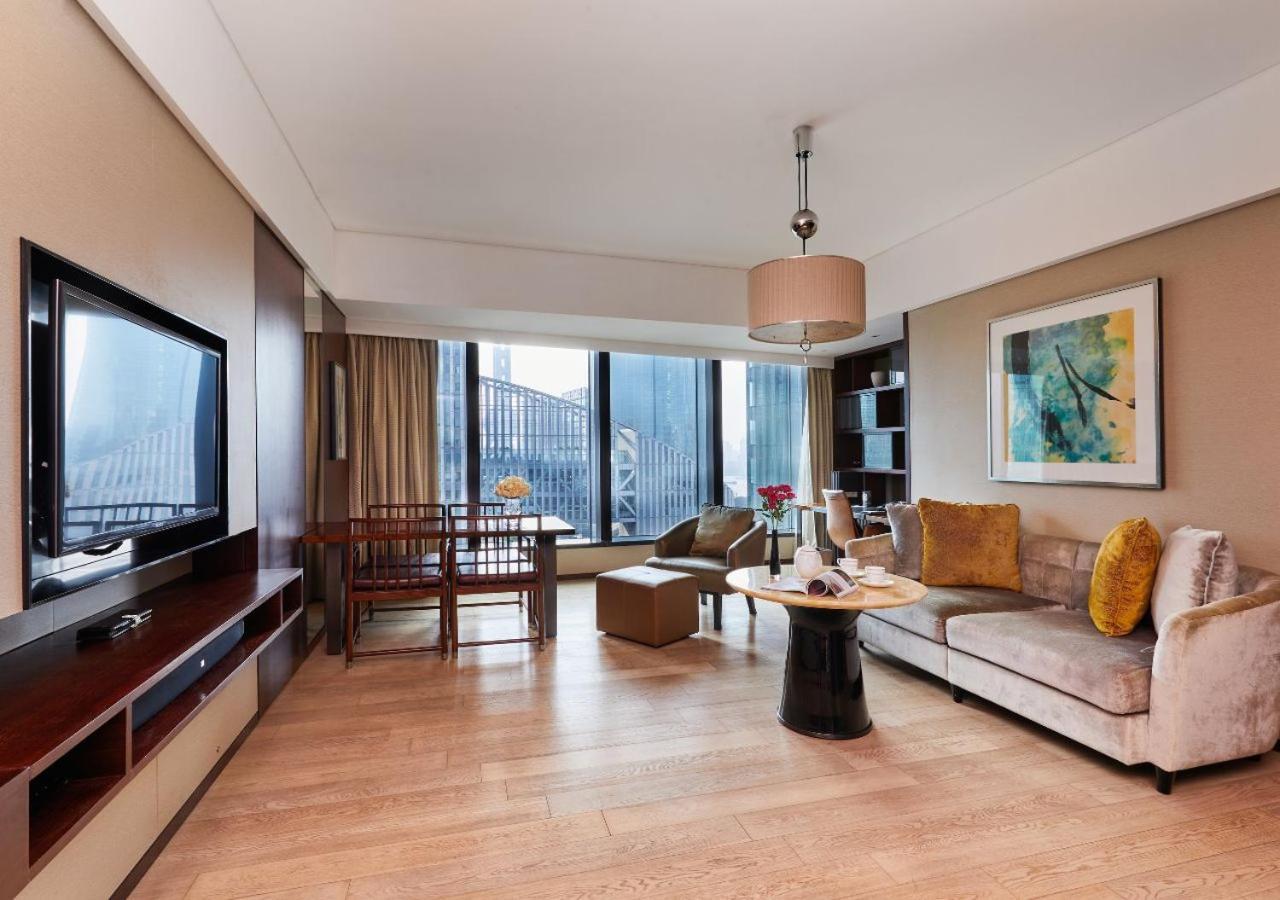 Mandarin Oriental Pudong, Shanghai Exterior photo