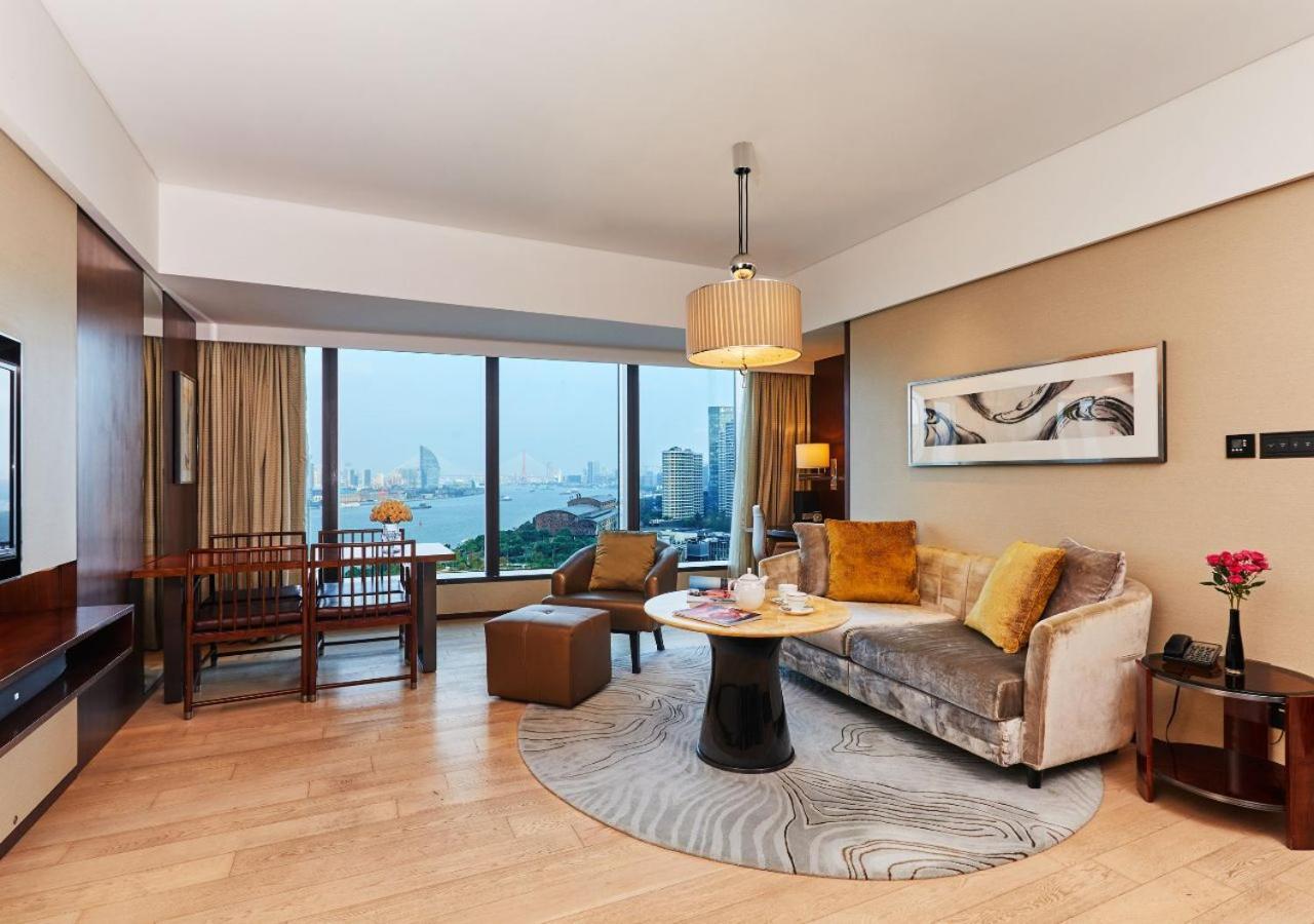 Mandarin Oriental Pudong, Shanghai Exterior photo